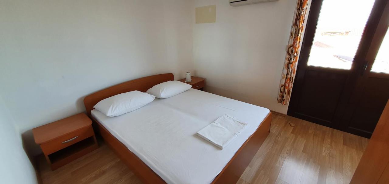 Apartments Duvnjak 奥米什 外观 照片